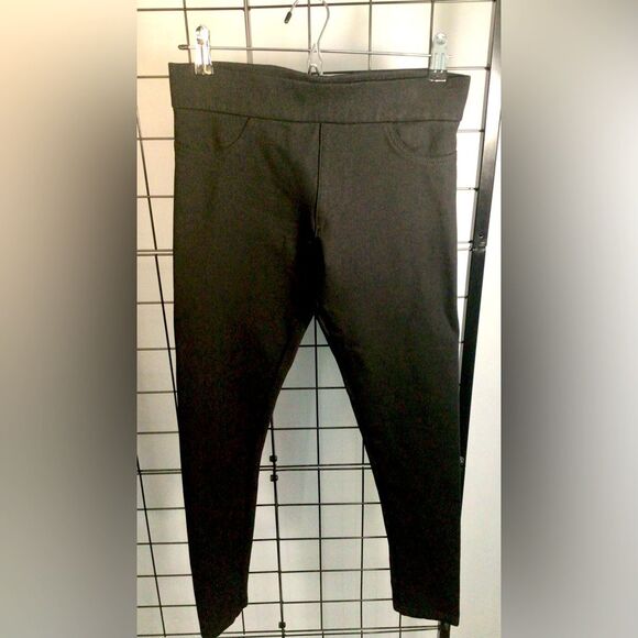James Jeans black pull on jeggings EUC - Picture 1 of 9